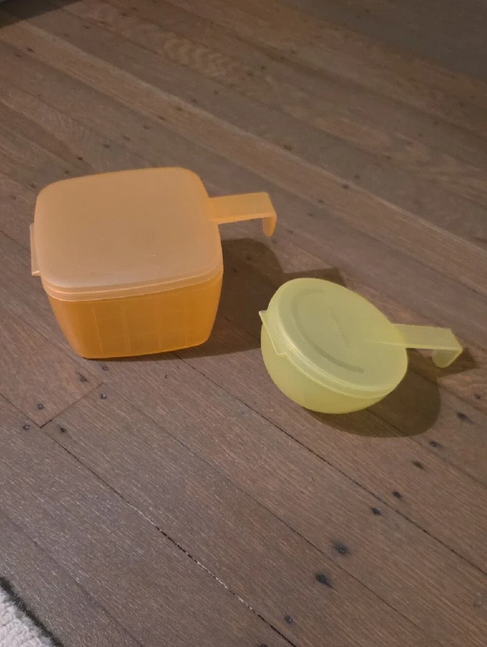 Tupperware Forget Me Not Keepers/ Containers #5106 & #5388A. Set Of 2